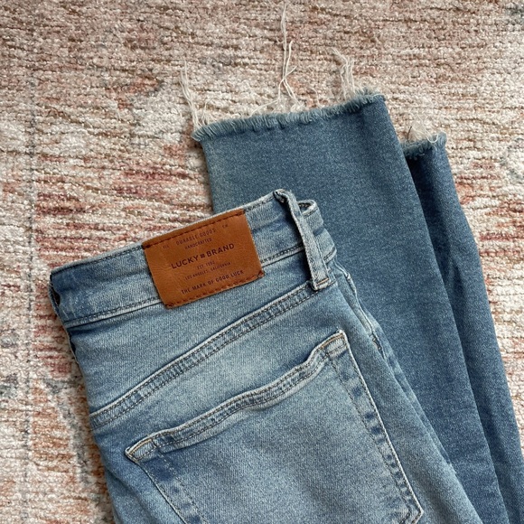 LAST CHANCE - Lucky Brand Ankle Jeans - Picture 1 of 9